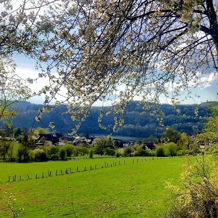 Eifel-ferienhaus Lavendel 度假居 *